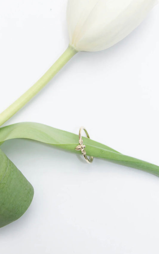 Tiny bee ring